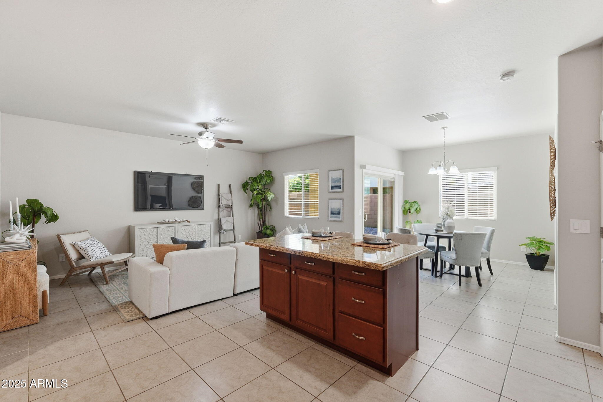 4065 West Ardmore Road Laveen, AZ 85339 - Photo 10 of 37 12-web-or-mls-ListerPros-12