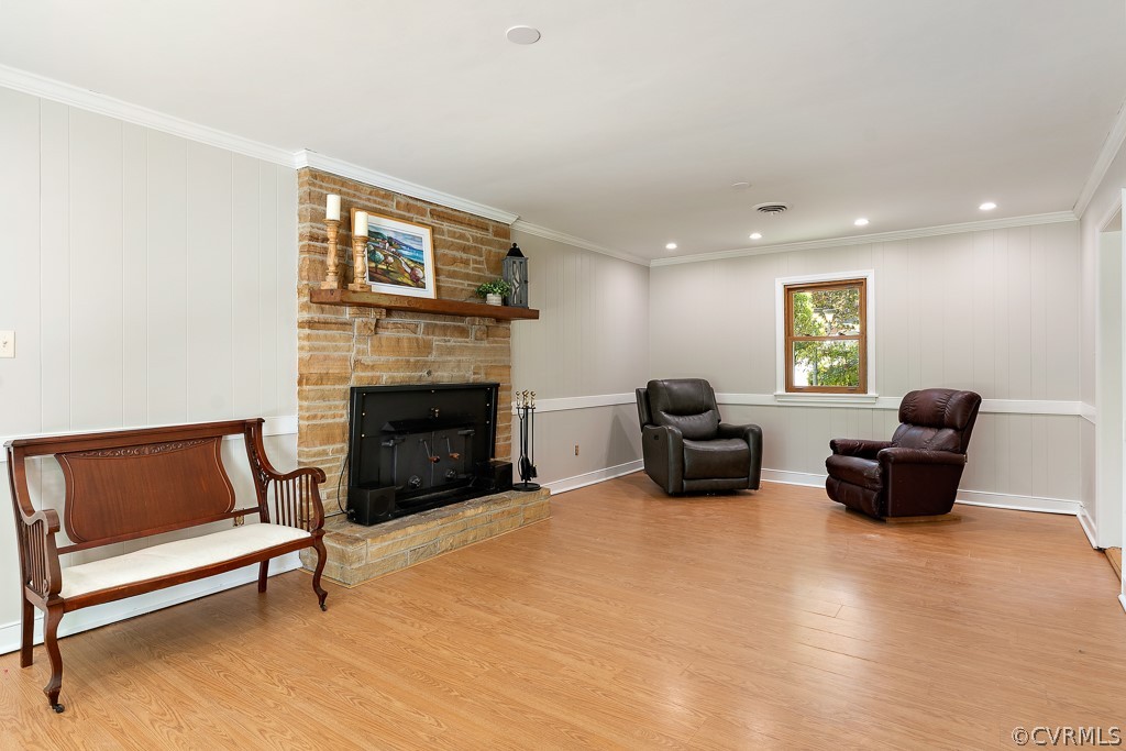 1311 Hybla Road Richmond, VA 23236 - Photo 6 of 47 The great room was just painted and has recessed l