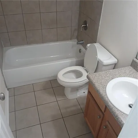 $995 | Undisclosed Address, Metairie, LA 70005