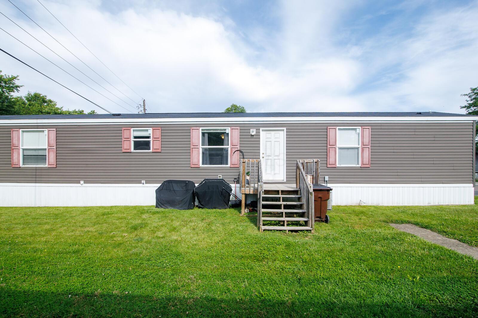 10694 State Rte 762, Unit 99A Lockbourne, OH 43137 - Photo 1 of 22