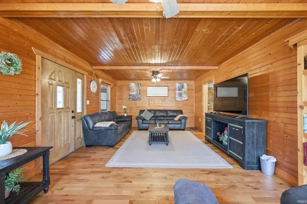 $689,000 | 9887 North County Road 250 West, Milton, IN 47357