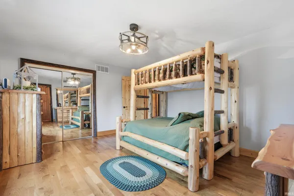 $689,000 | 9887 North County Road 250 West, Milton, IN 47357