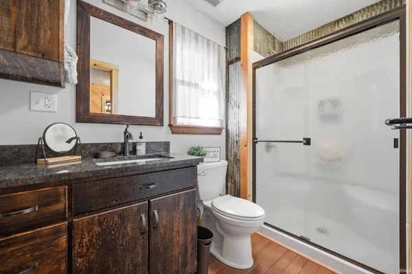 $689,000 | 9887 North County Road 250 West, Milton, IN 47357