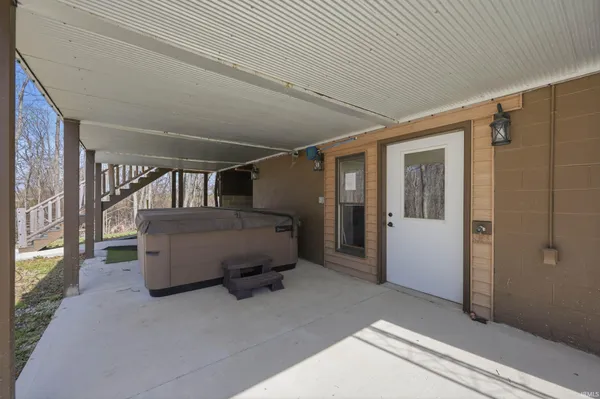 $689,000 | 9887 North County Road 250 West, Milton, IN 47357