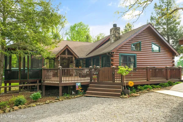 $842,000 | 7247 Old Tuckaleechee Road, Townsend, TN 37882