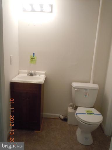 17540 Waterloo Road Amissville, VA 20106 - Photo 7 of 11 Bath