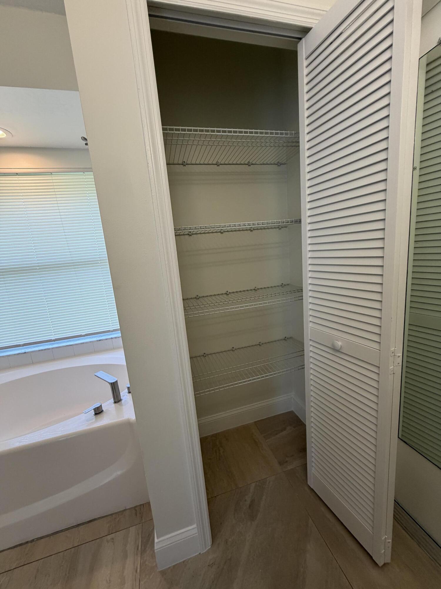 2619 Southwest Fair Isle Road Port St. Lucie, FL 34987 - Photo 23 of 37 IMG_1203