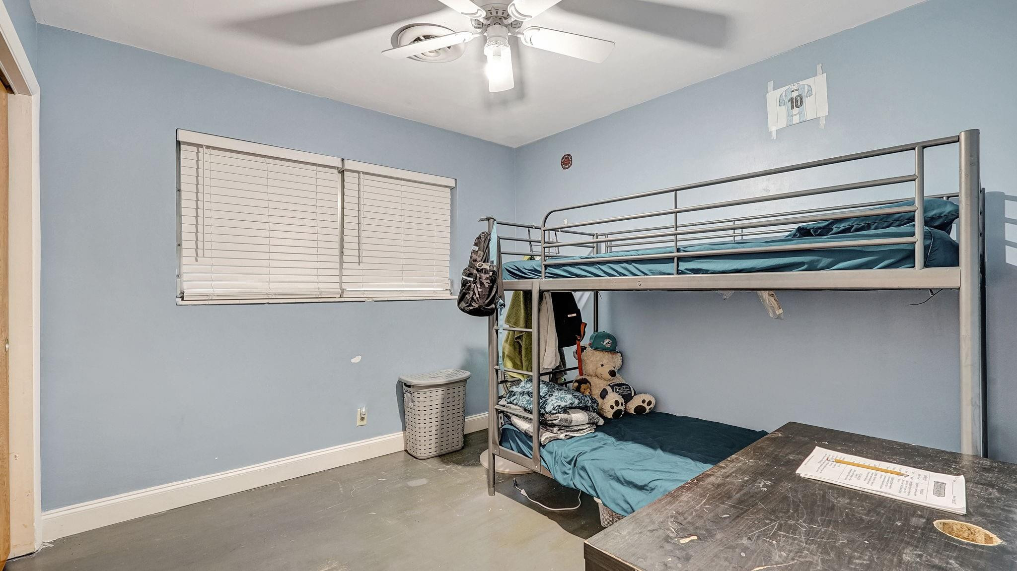 3410 Cleveland Street Hollywood, FL 33021 - Photo 18 of 63 a view of a room with gym equipment