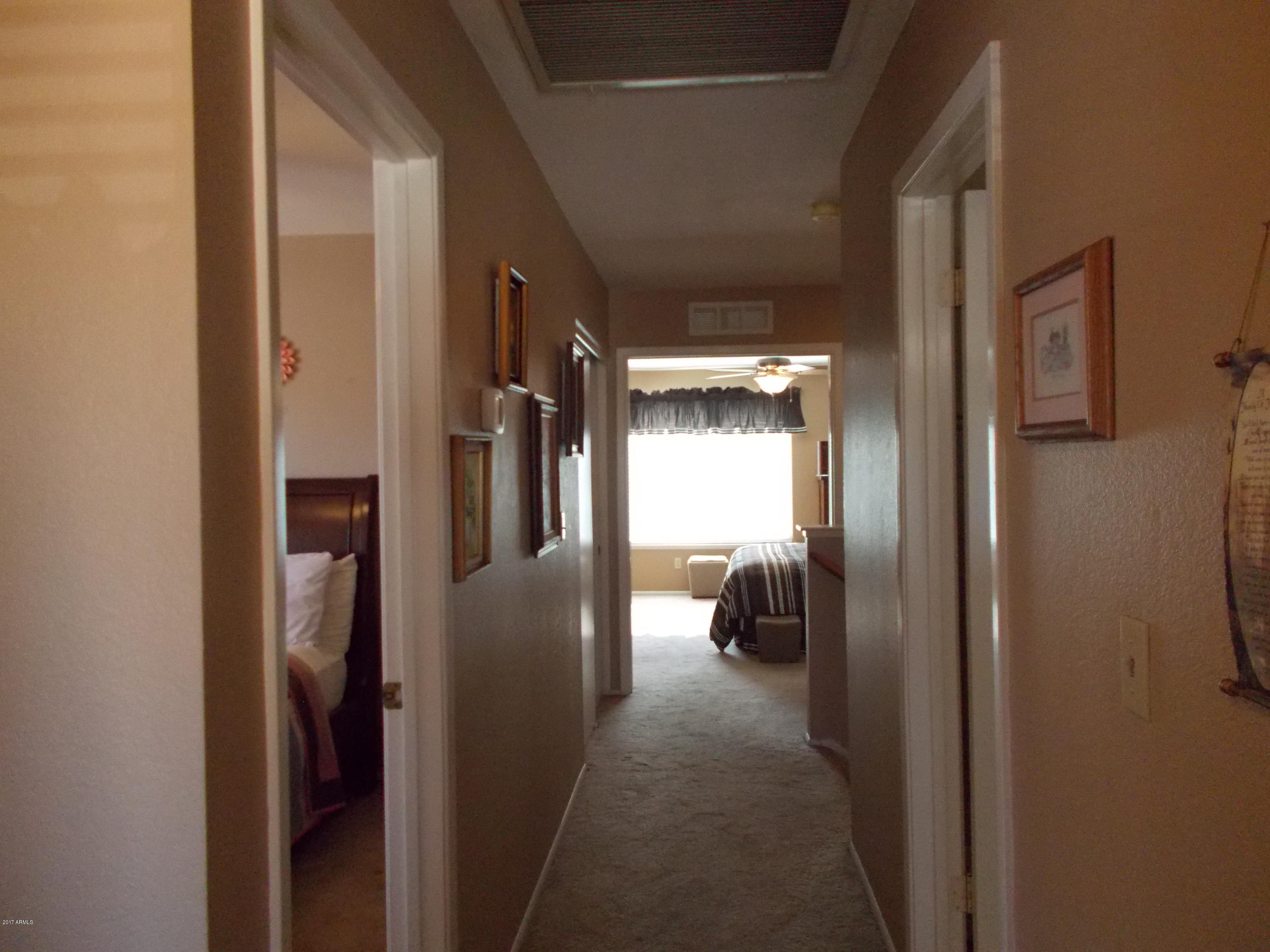 1805 East Hearn Road Phoenix, AZ 85022 - Photo 38 of 71 HALLWAY