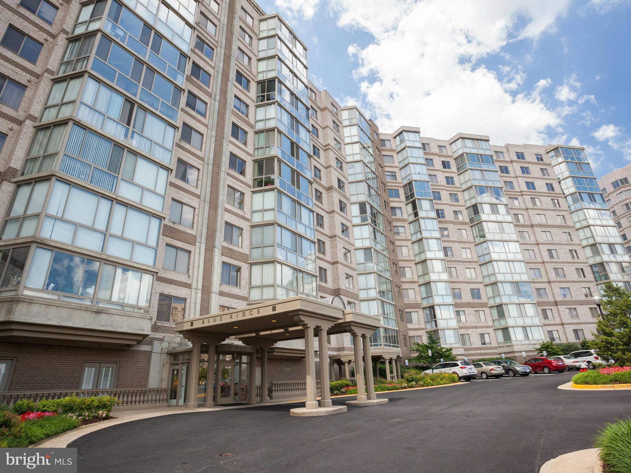 19375 Cypress Ridge Terrace, Unit 509 Leesburg, VA 20176 - Photo 2 of 30 Exterior (Front)