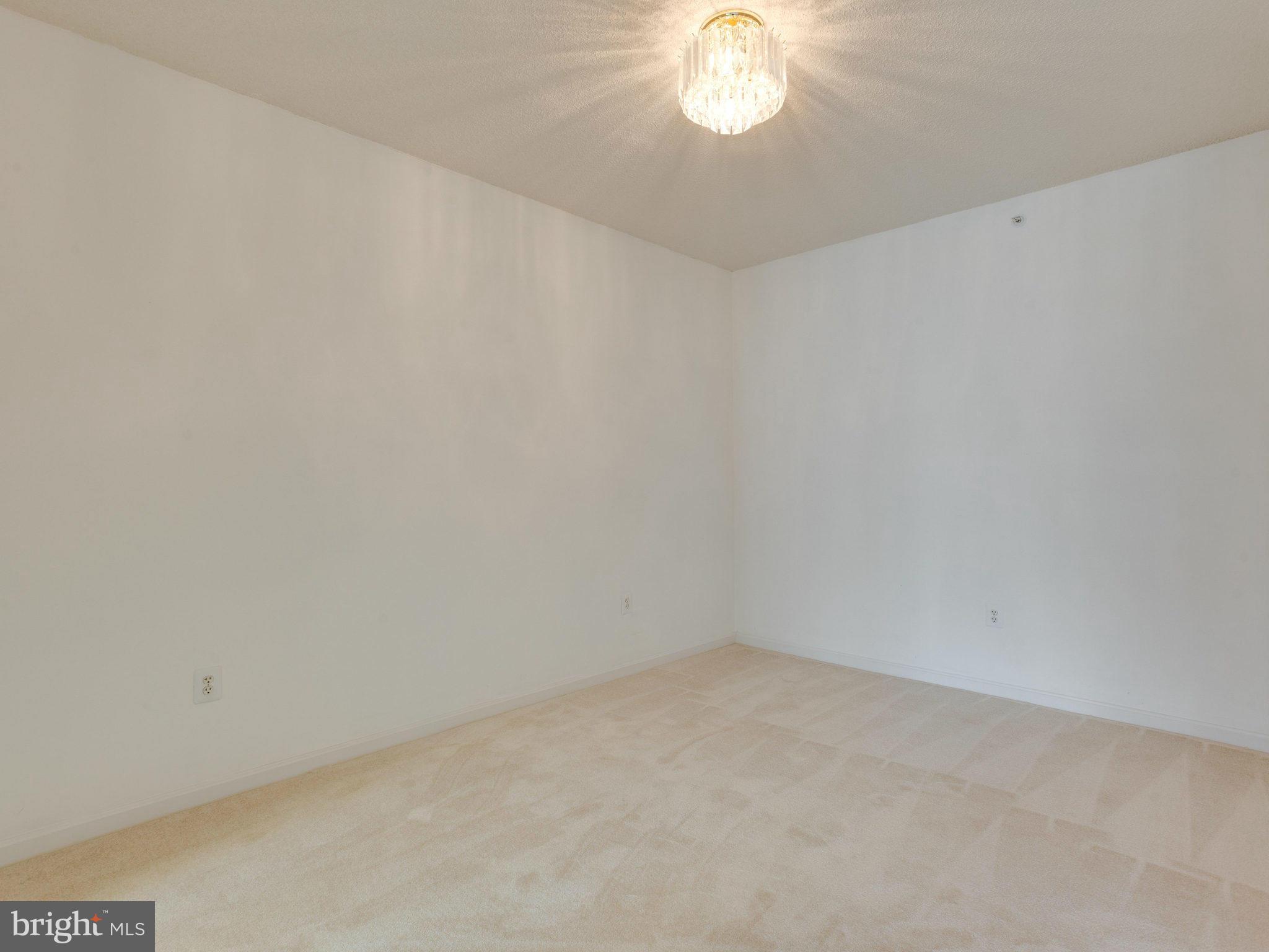 19375 Cypress Ridge Terrace, Unit 509 Leesburg, VA 20176 - Photo 9 of 30 Dining Room