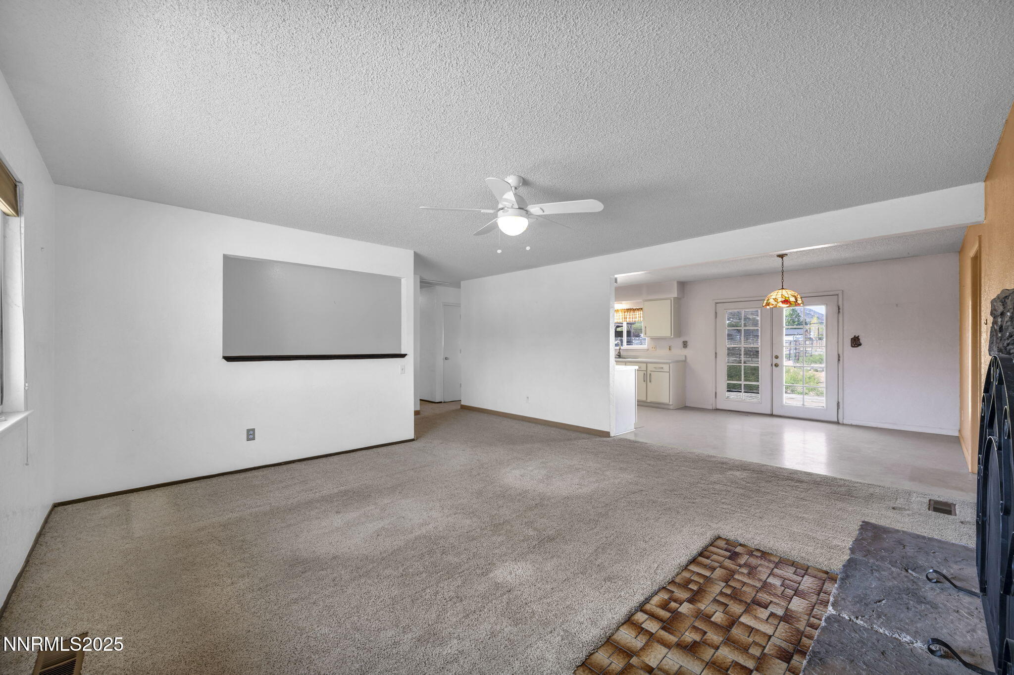 11815 Mistletoe Street Reno, NV 89506 - Photo 16 of 48 30-web-or-mls-11815-mistletoe-st