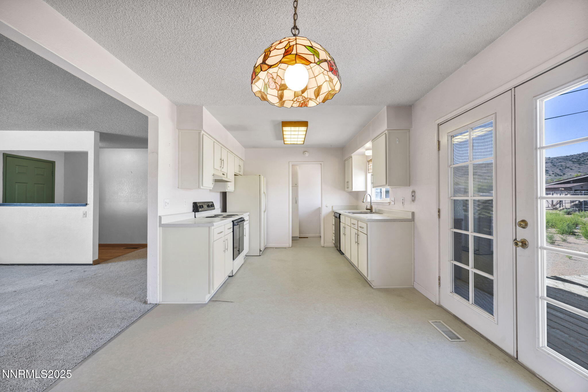 11815 Mistletoe Street Reno, NV 89506 - Photo 9 of 48 34-web-or-mls-11815-mistletoe-st
