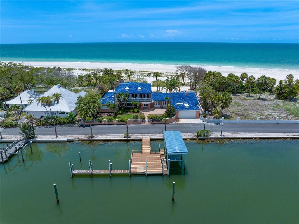 1114 Mandalay Point Road Clearwater Beach, FL 33767 - Photo 8 of 30