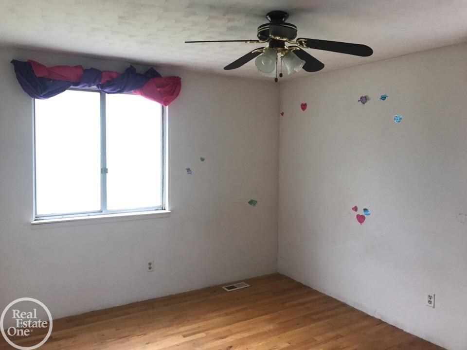 6841 Sterling Road Yale, MI 48097 - Photo 7 of 12