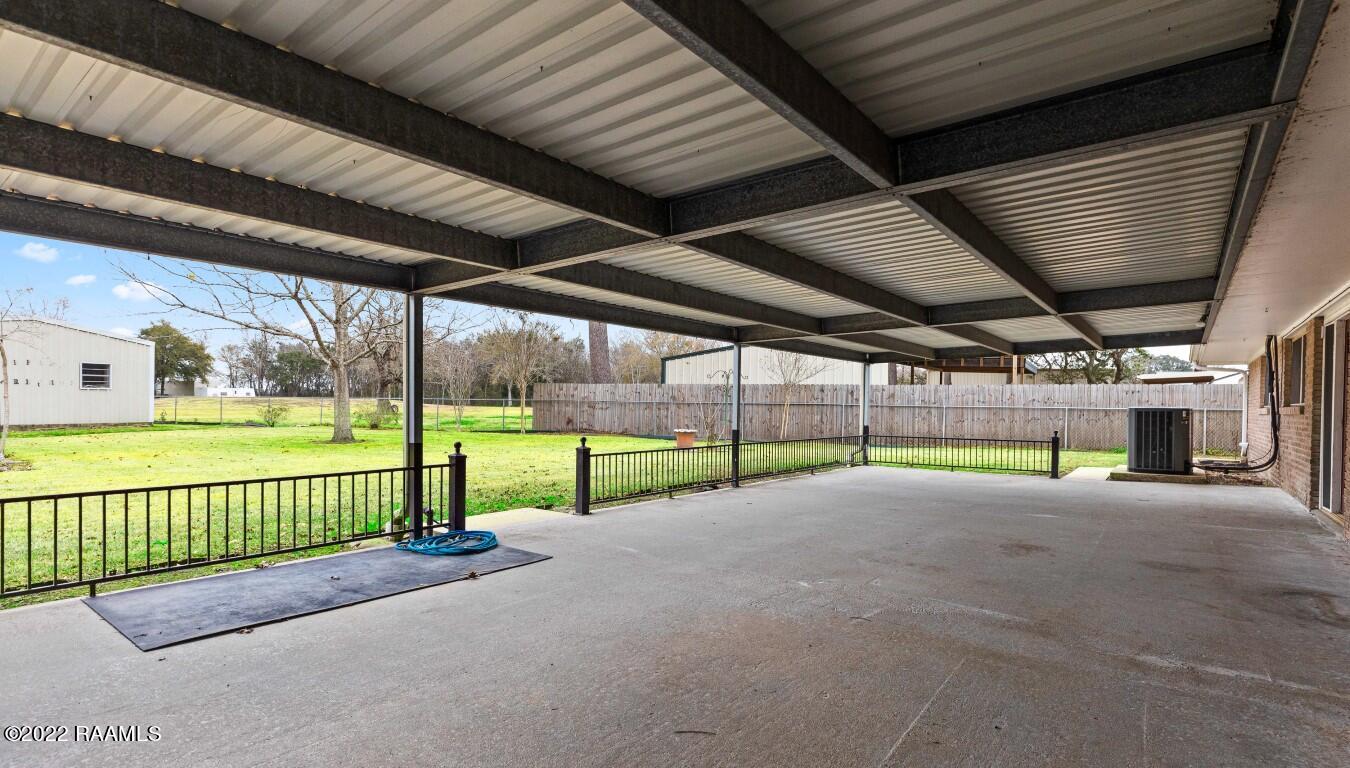 1717 Weeks Island Road New Iberia, LA 70560 - Photo 19 of 29 Weeks Island Rd-19