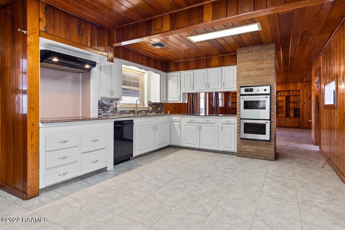 1717 Weeks Island Road New Iberia, LA 70560 - Photo 10 of 29 Weeks Island Rd-10