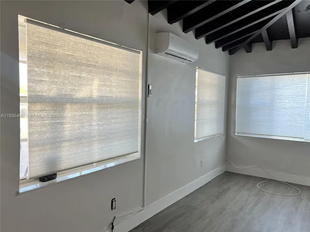 $1,400 | 120 Southwest 68th Avenue, Miami, FL 33144