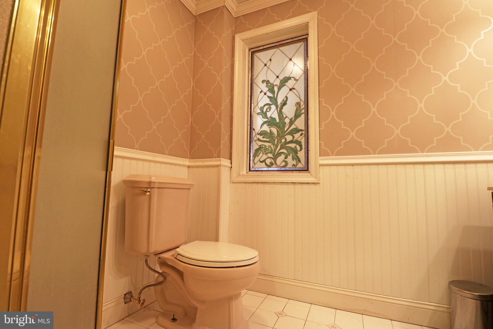 371 Southcroft Road Springfield, PA 19064 - Photo 21 of 42 a bathroom with a toilet and shower