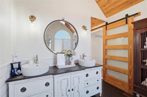 $435,000 | 4070 Southwest Camelot Drive, Lee's Summit, MO 64082