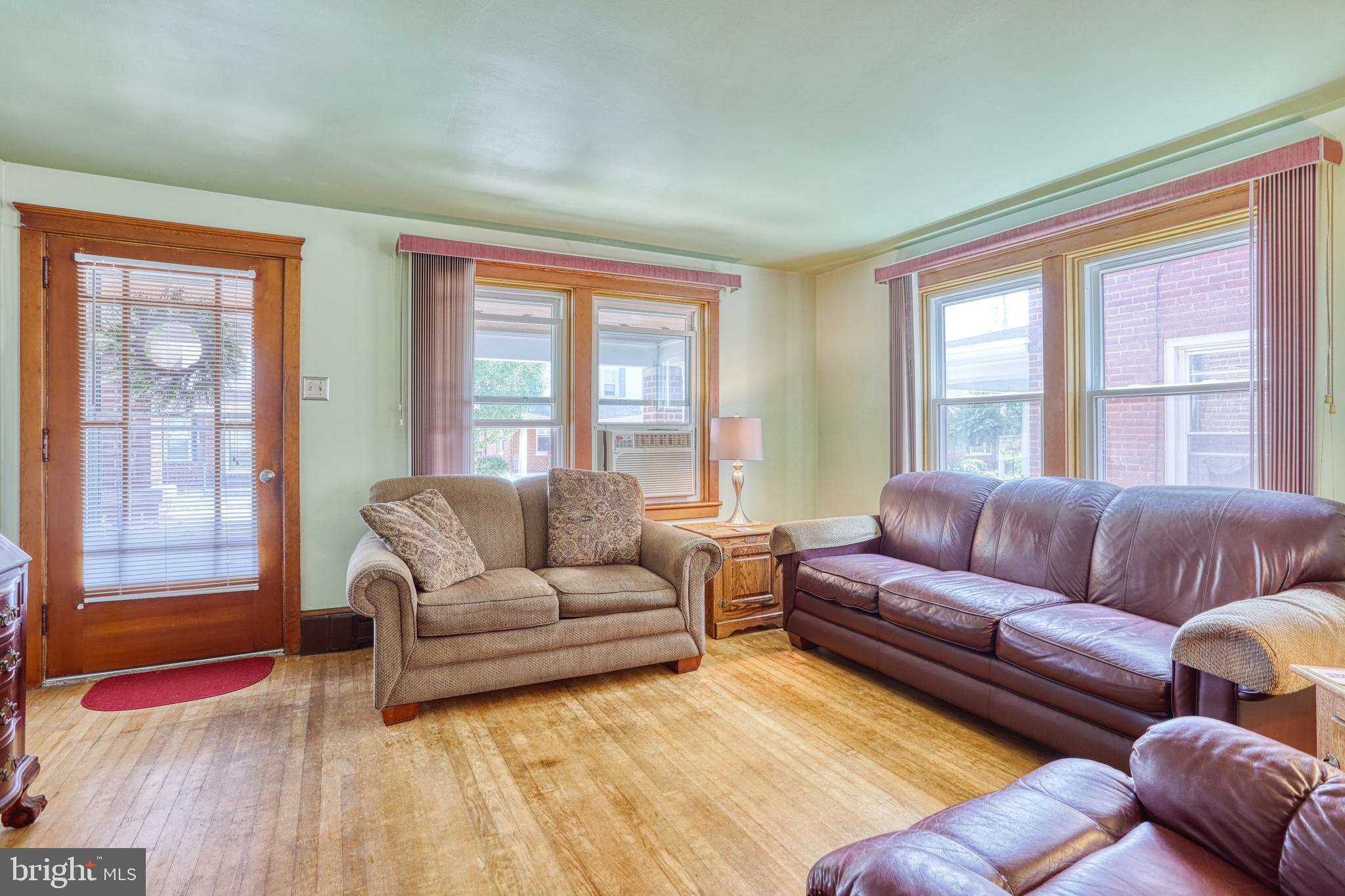 132 North Walnut Street Spring Grove, PA 17362 - Photo 5 of 41 Gallery Image 5