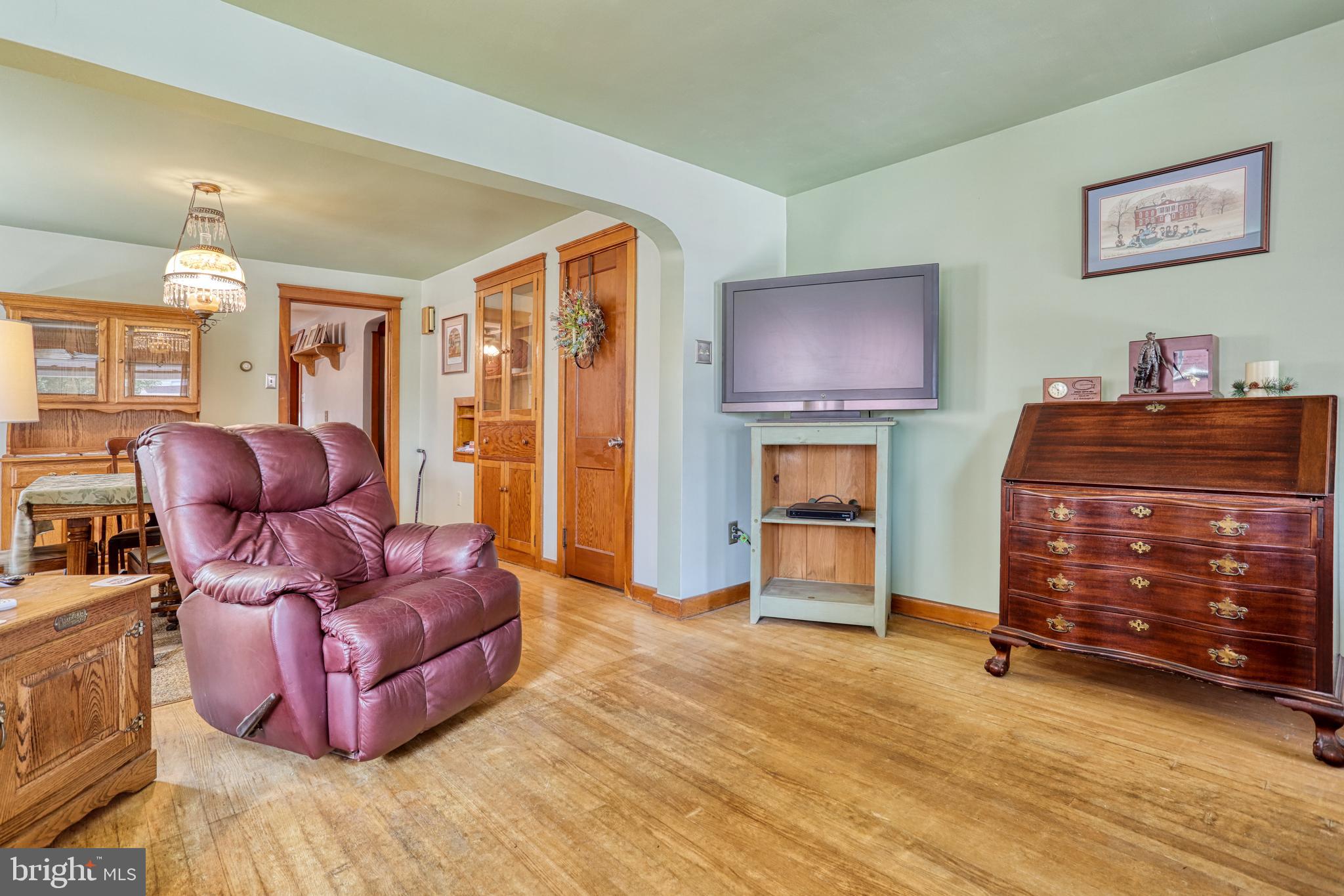 132 North Walnut Street Spring Grove, PA 17362 - Photo 7 of 41 Gallery Image 7