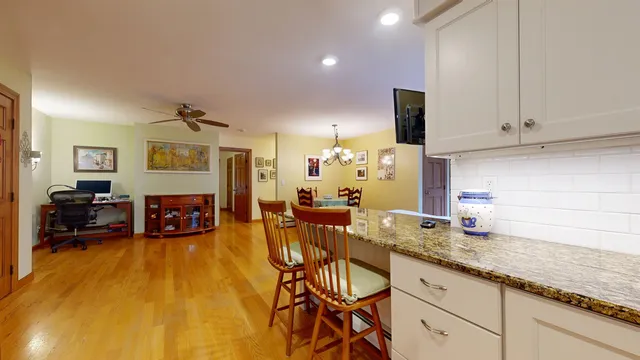 $850,000 | 255 Mud Pond Road, Williston, VT 05495