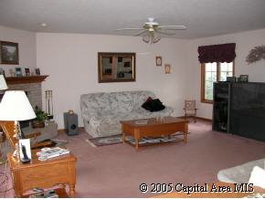 503 Hilltop Road Sherman, IL 62684 - Photo 5 of 7 Gallery Image 5