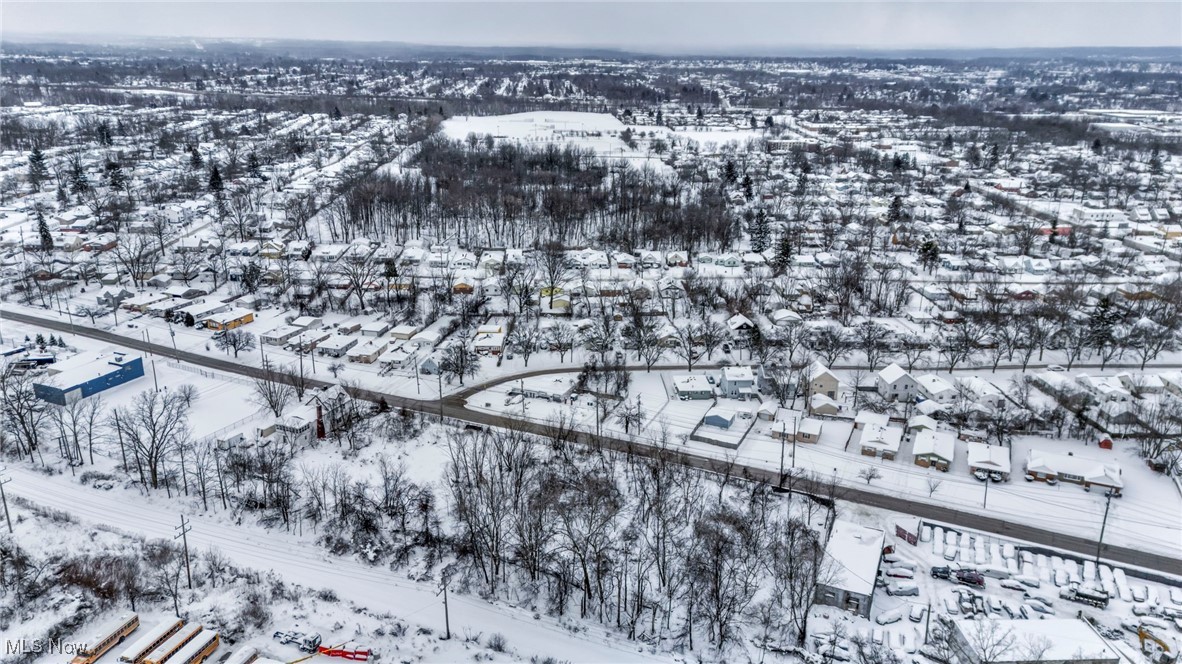 17001 South Miles Road Cleveland, OH 44128 - Photo 12 of 17 View of snowy aerial view