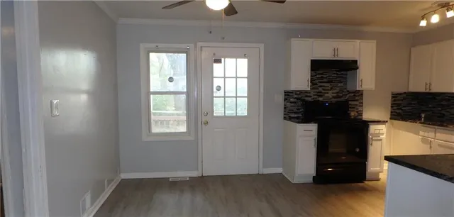 $119,900 | 7806 East 113th Street, Kansas City, MO 64134