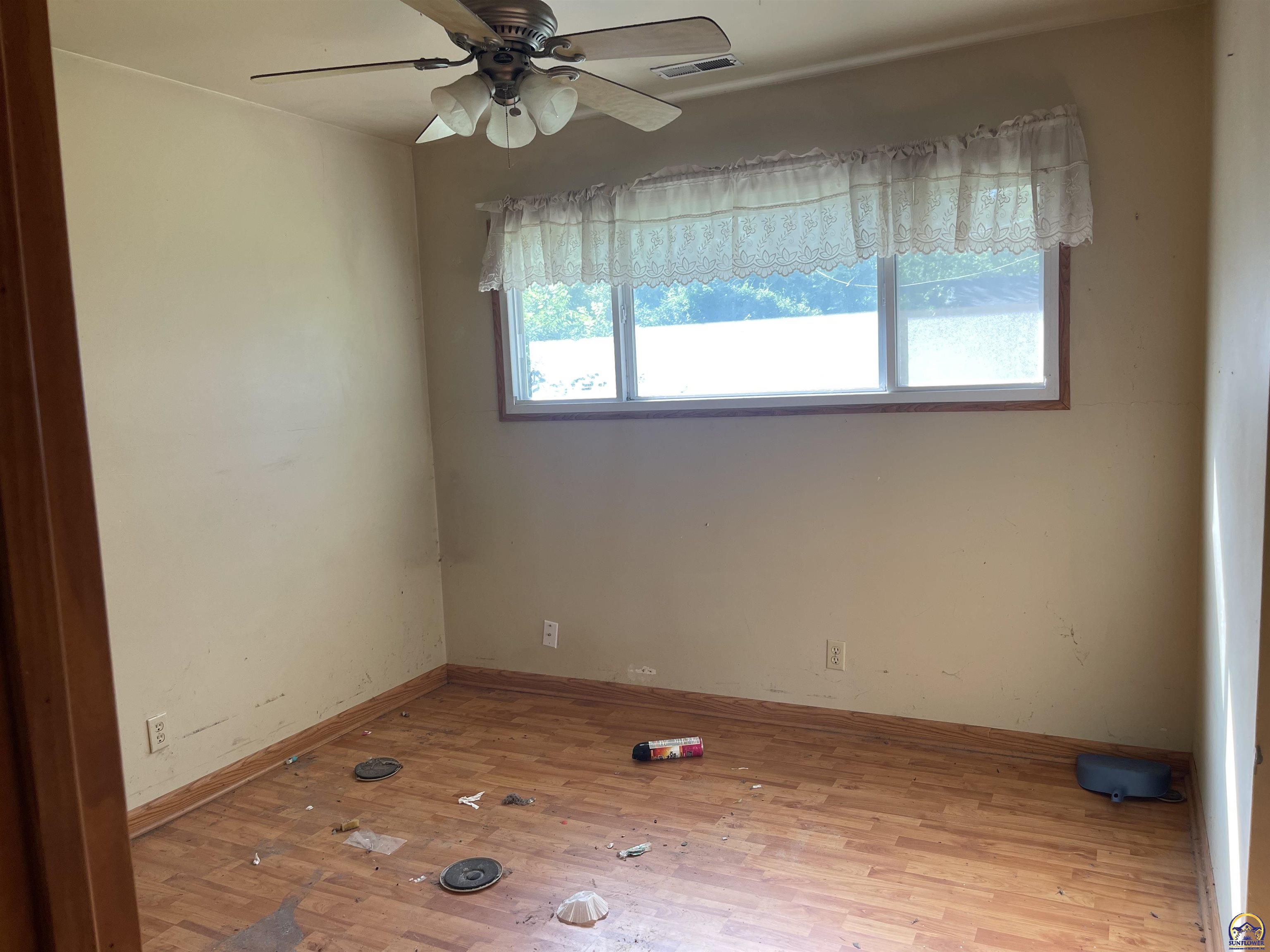 3404 Southwest Burlingame Road Topeka, KS 66611 - Photo 10 of 13