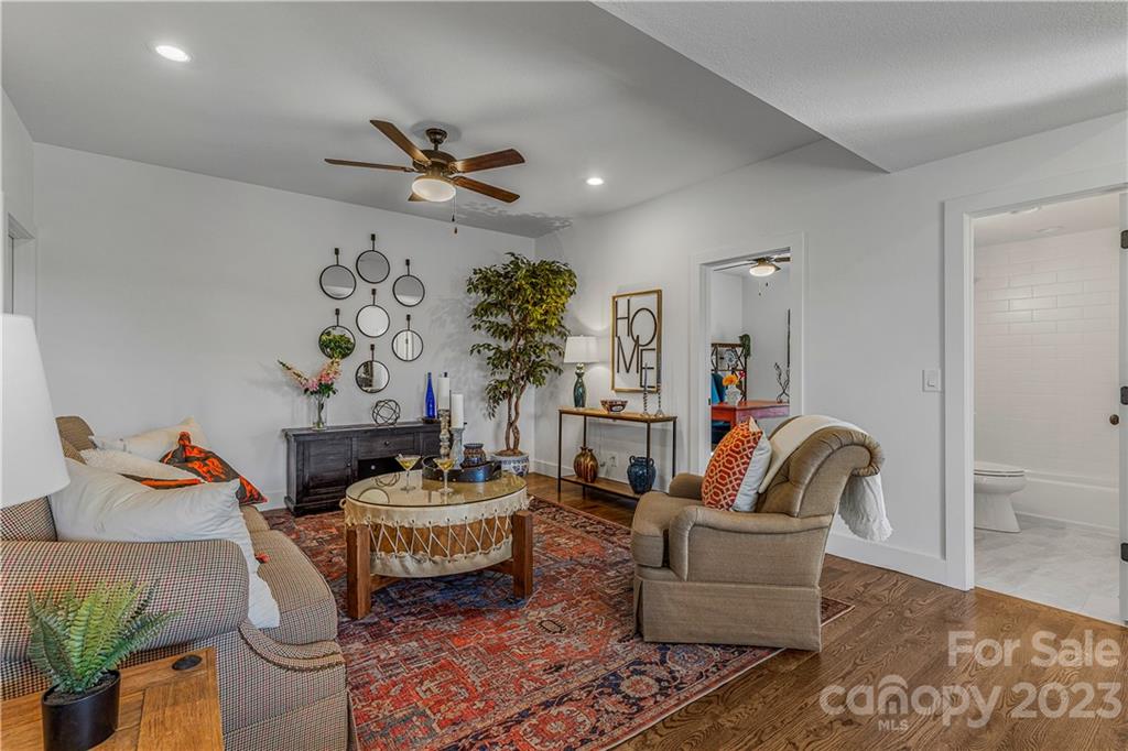 90 Stone Chimney Road Sapphire, NC 28774 - Photo 35 of 48 Gallery Image 35