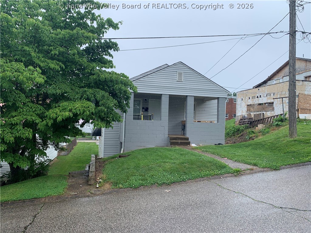 612 Spring Street St. Albans, WV 25177 - Photo 2 of 12 Gallery Image 2