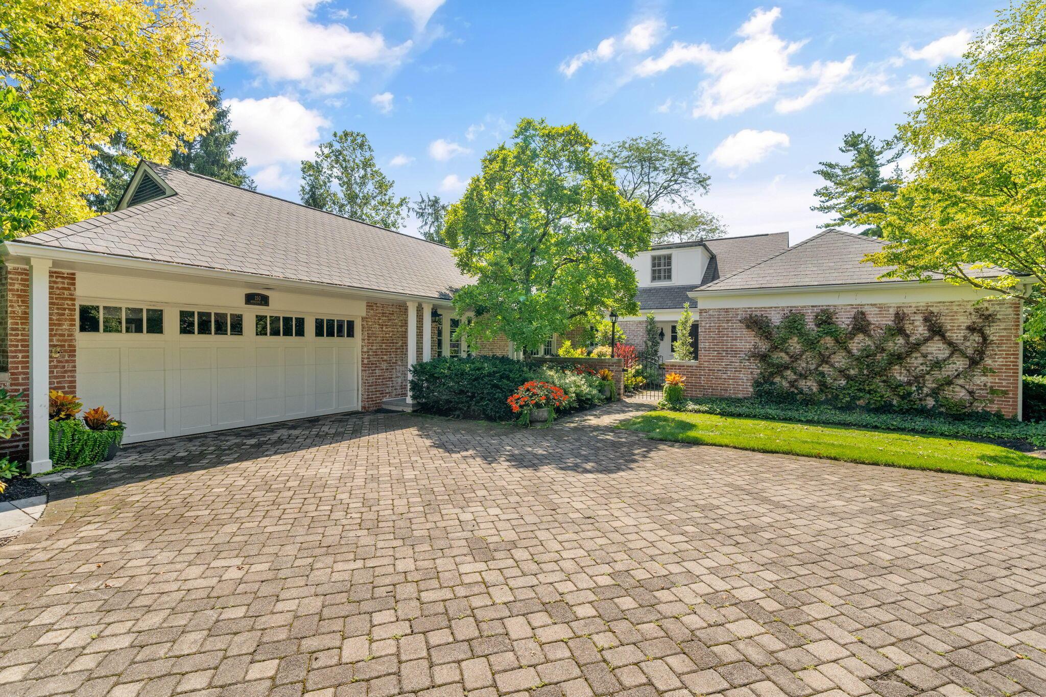 150 Ashbourne Road Bexley, OH 43209 - Photo 3 of 121 2-web-or-mls-DSC06879