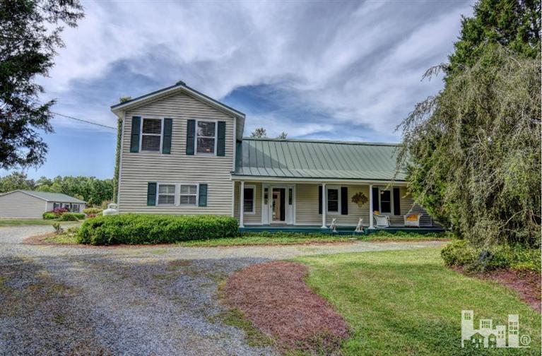 3234 Shiloh Road Watha, NC 28478 - Photo 1 of 30 Primary Photo