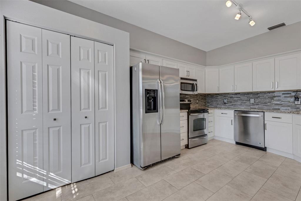 12319 Tall Pines Way Lakewood Ranch, FL 34202 - Photo 28 of 41