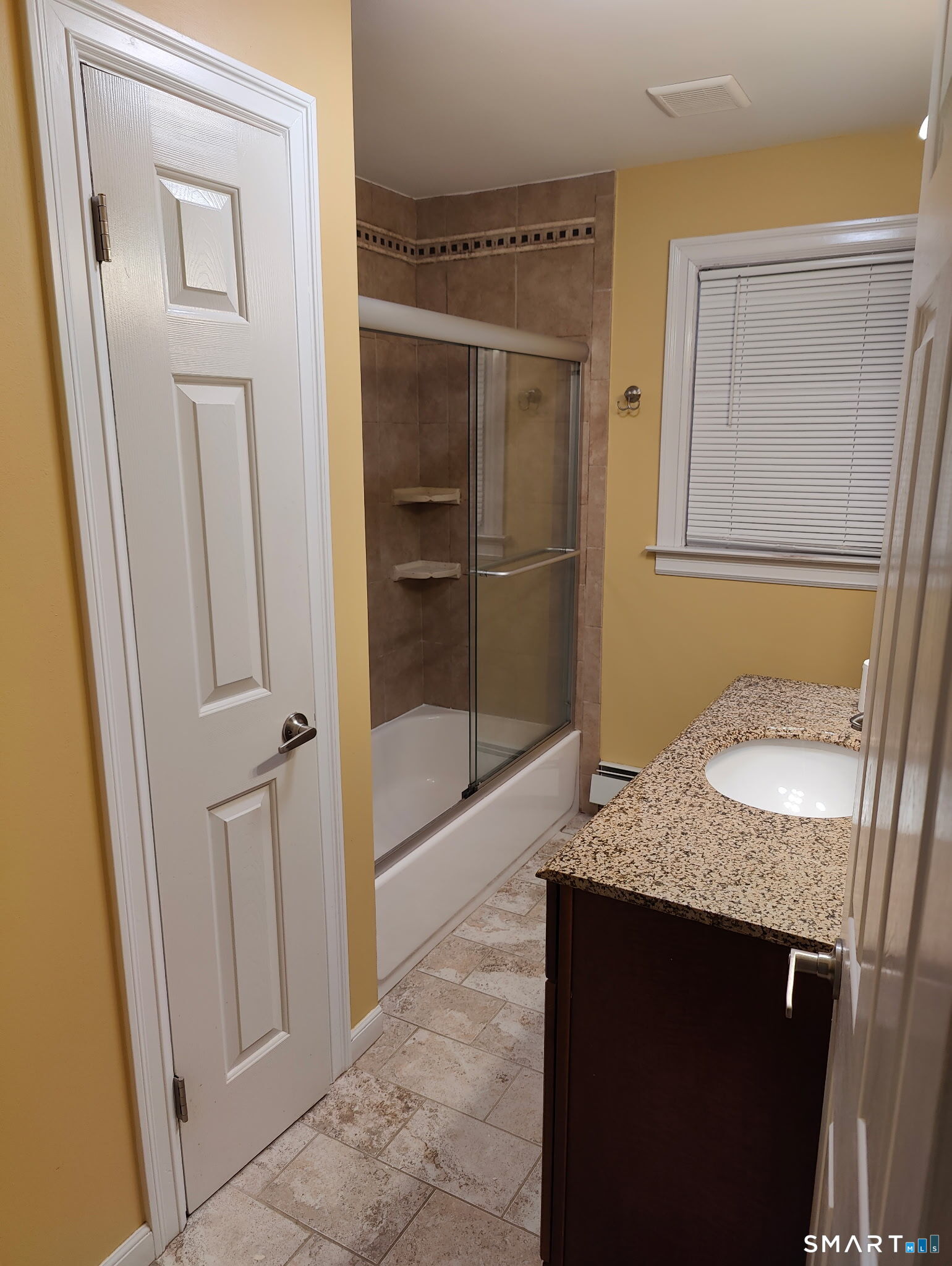 4 Ascolese Road Trumbull, CT 06611 - Photo 13 of 15