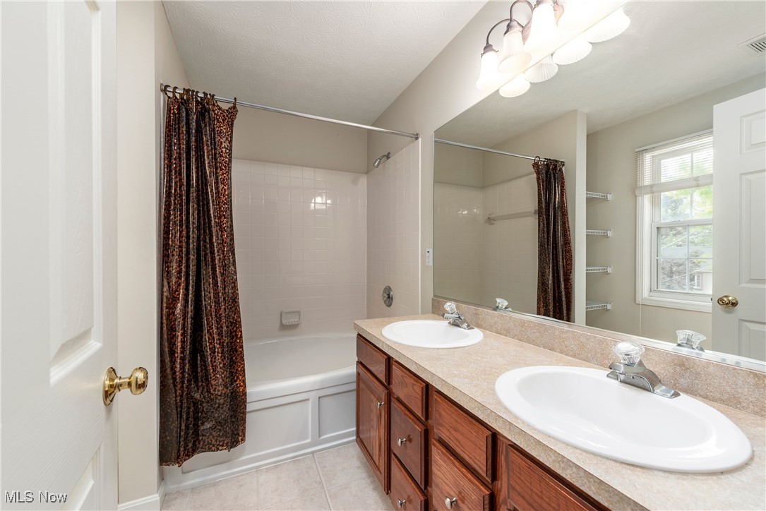 25901 Kennedy Ridge Road North Olmsted, OH 44070 - Photo 25 of 45 Gallery Image 25