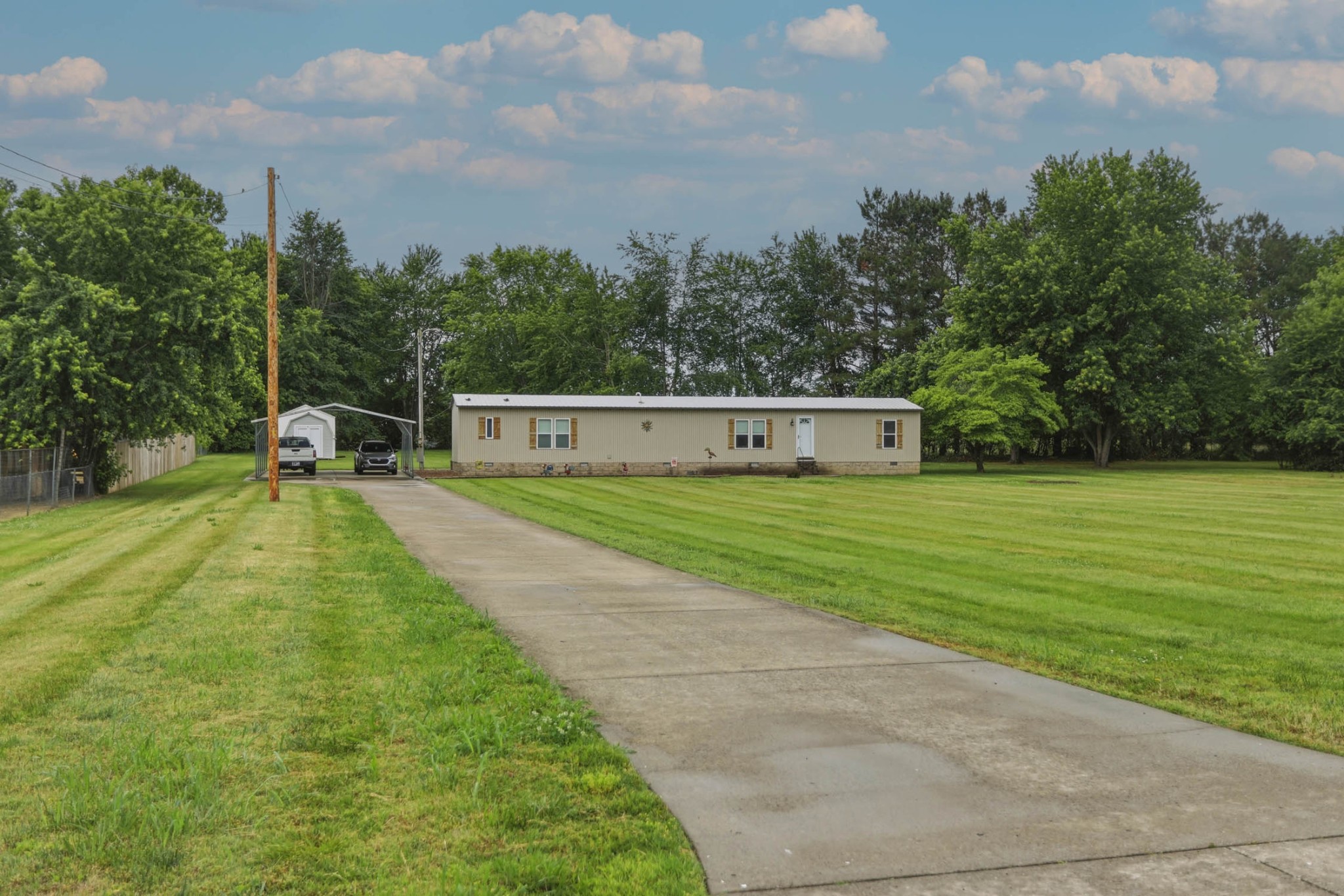 7512 Greenwood Road Cross Plains, TN 37049 - Photo 2 of 18