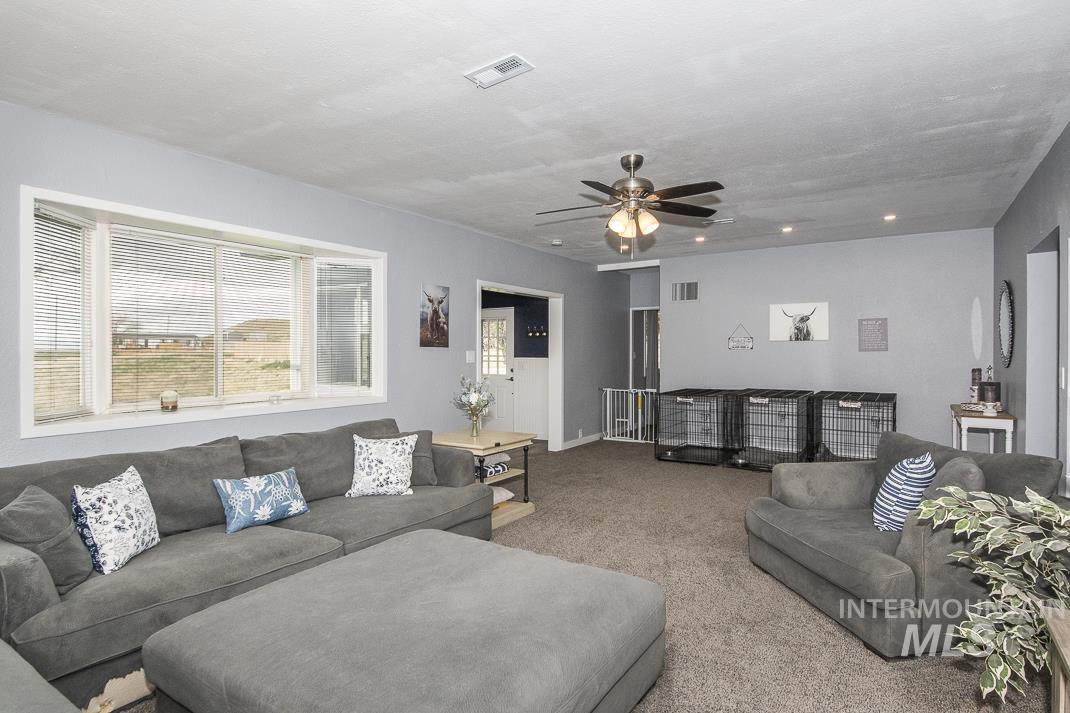 16758 Deer Flat Road Caldwell, ID 83607 - Photo 9 of 50