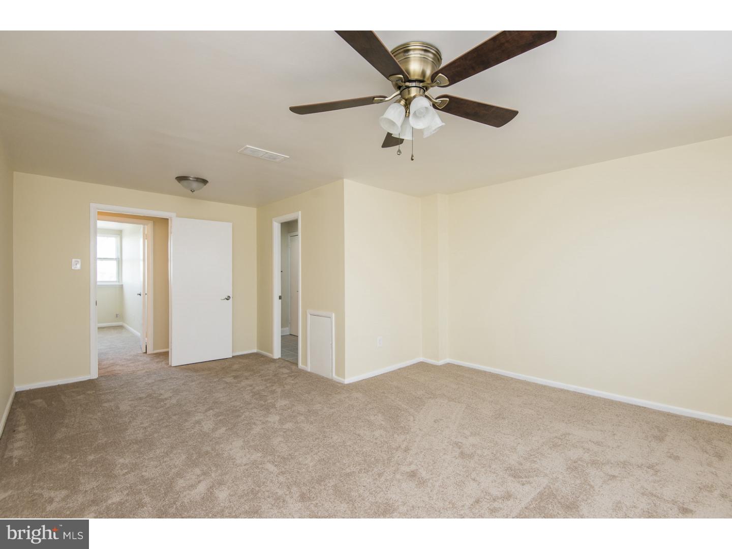 4169 Whiting Road Philadelphia, PA 19154 - Photo 22 of 25 Gallery Image 22
