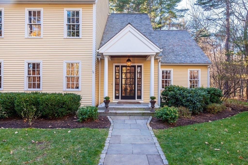 25 Berry Patch Lane Boxford, MA 01921 - Photo 8 of 42 Gallery Image 8
