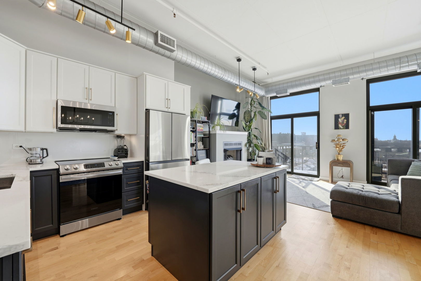 1301 West Madison Street, Unit 613 Chicago, IL 60607 - Photo 12 of 25 Gallery Image 12