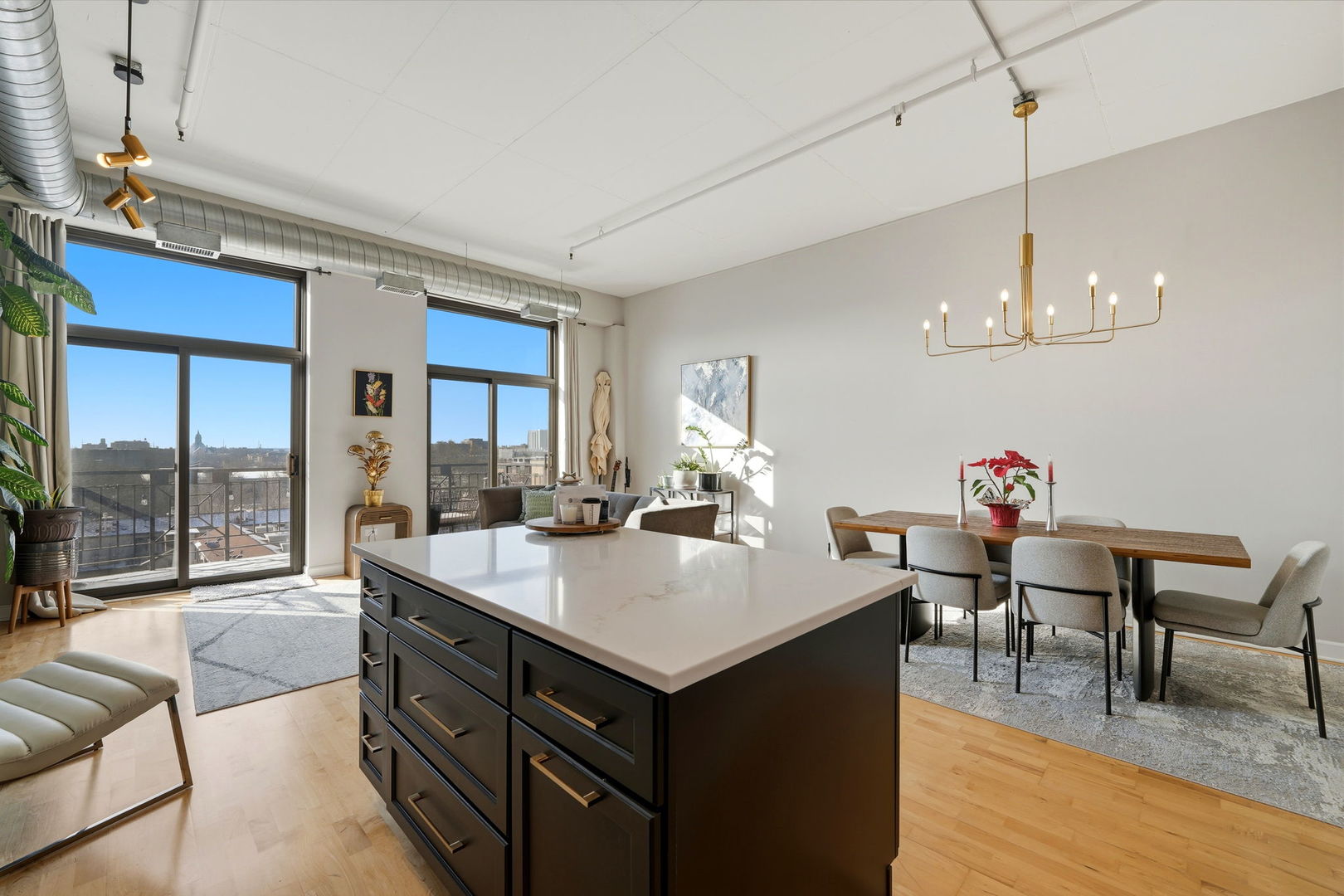 1301 West Madison Street, Unit 613 Chicago, IL 60607 - Photo 13 of 25 Gallery Image 13