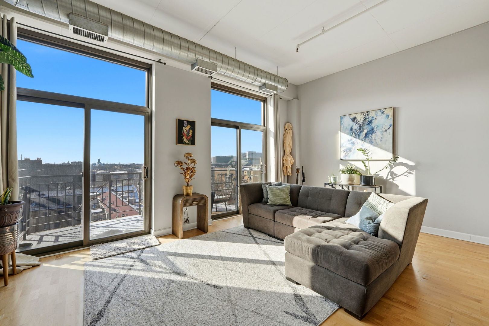 1301 West Madison Street, Unit 613 Chicago, IL 60607 - Photo 4 of 25 Gallery Image 4