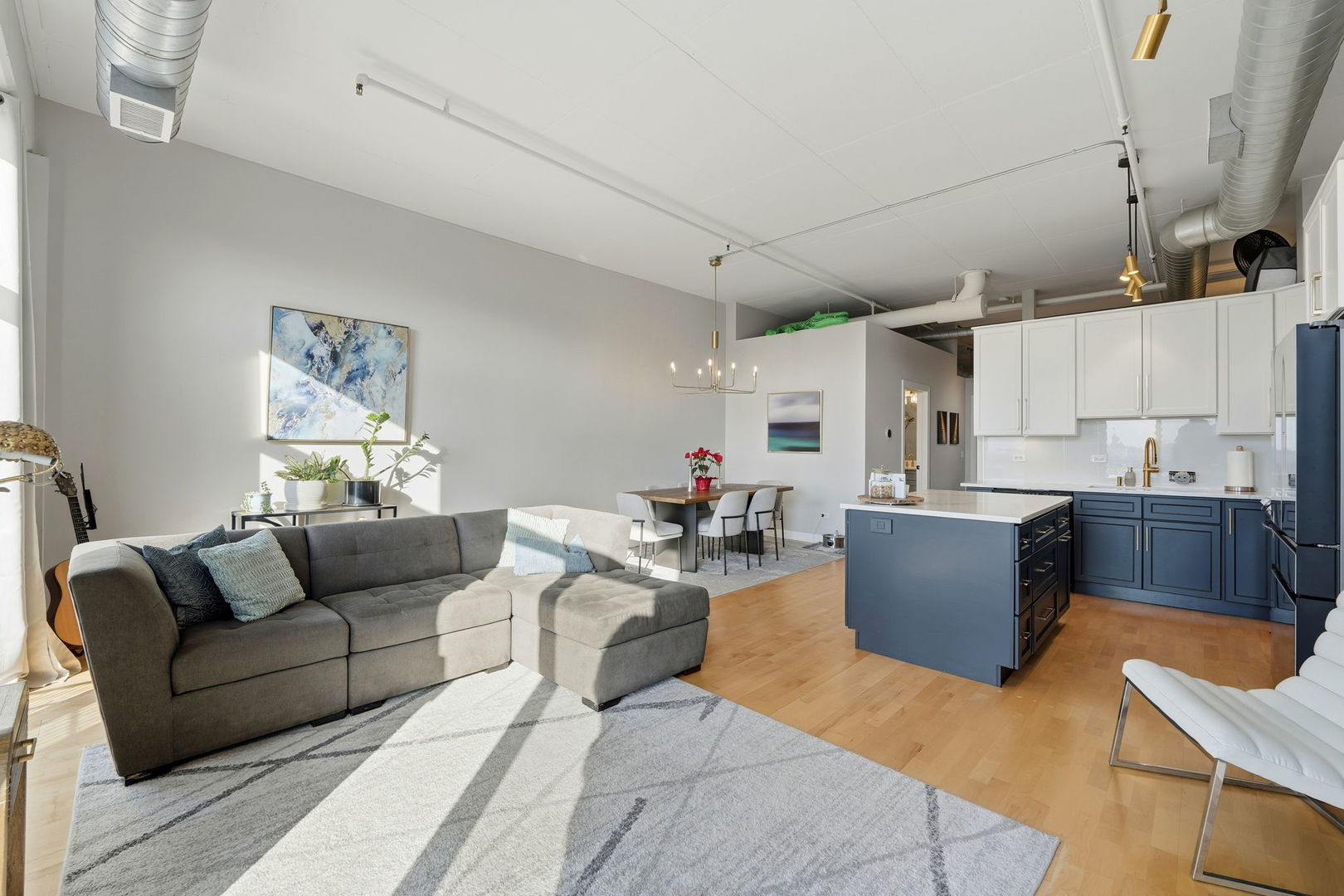 1301 West Madison Street, Unit 613 Chicago, IL 60607 - Photo 8 of 25 Gallery Image 8