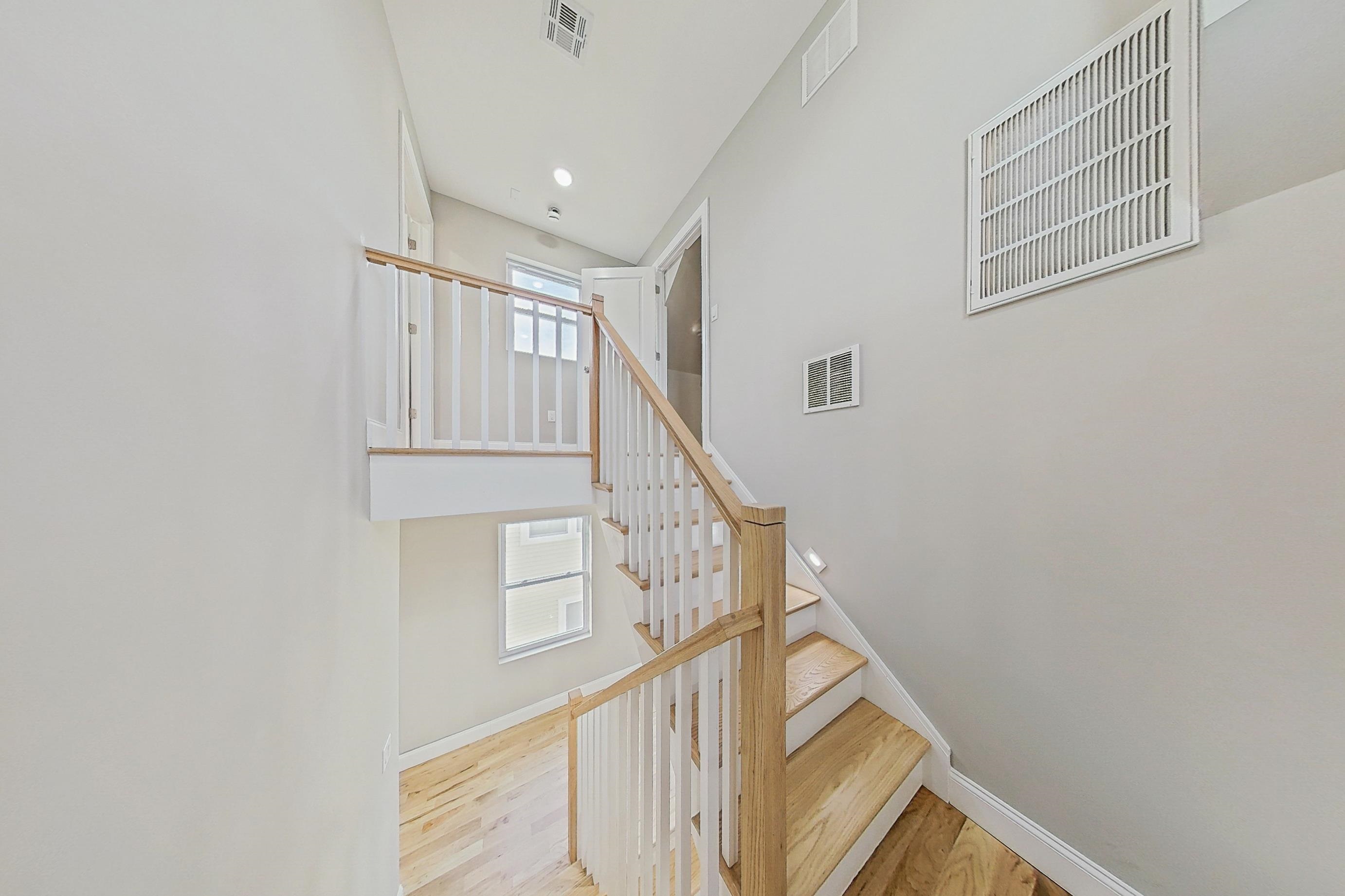 261 Winans Avenue Hillside, NJ 07205 - Photo 23 of 48 a view of entryway