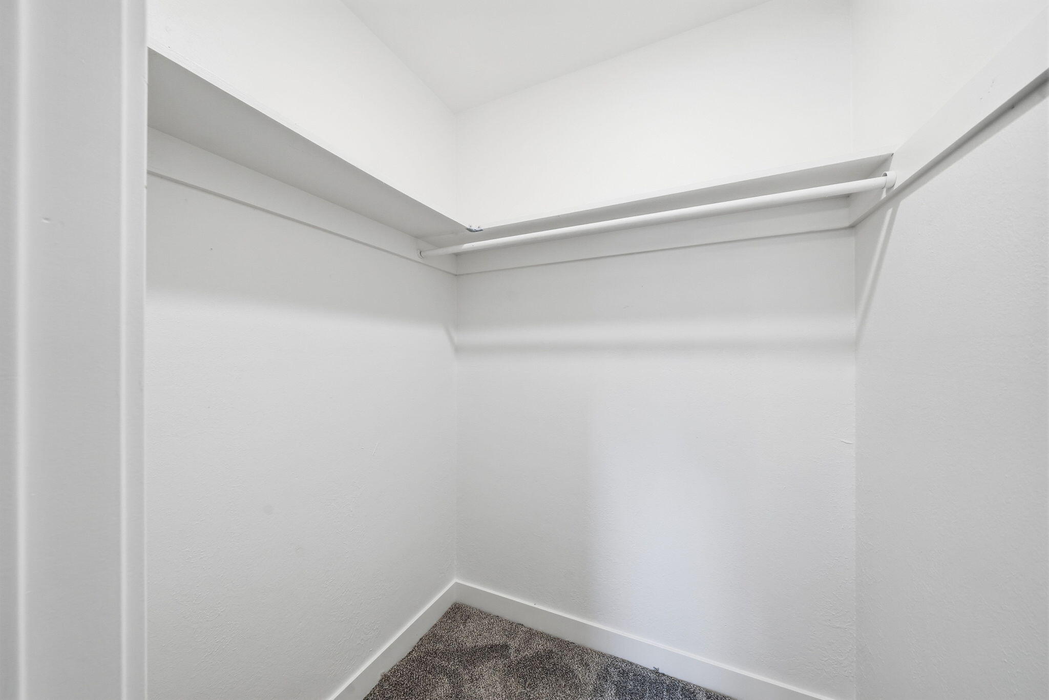 3911 Roesner Avenue Redding, CA 96002 - Photo 26 of 42 a view of small space