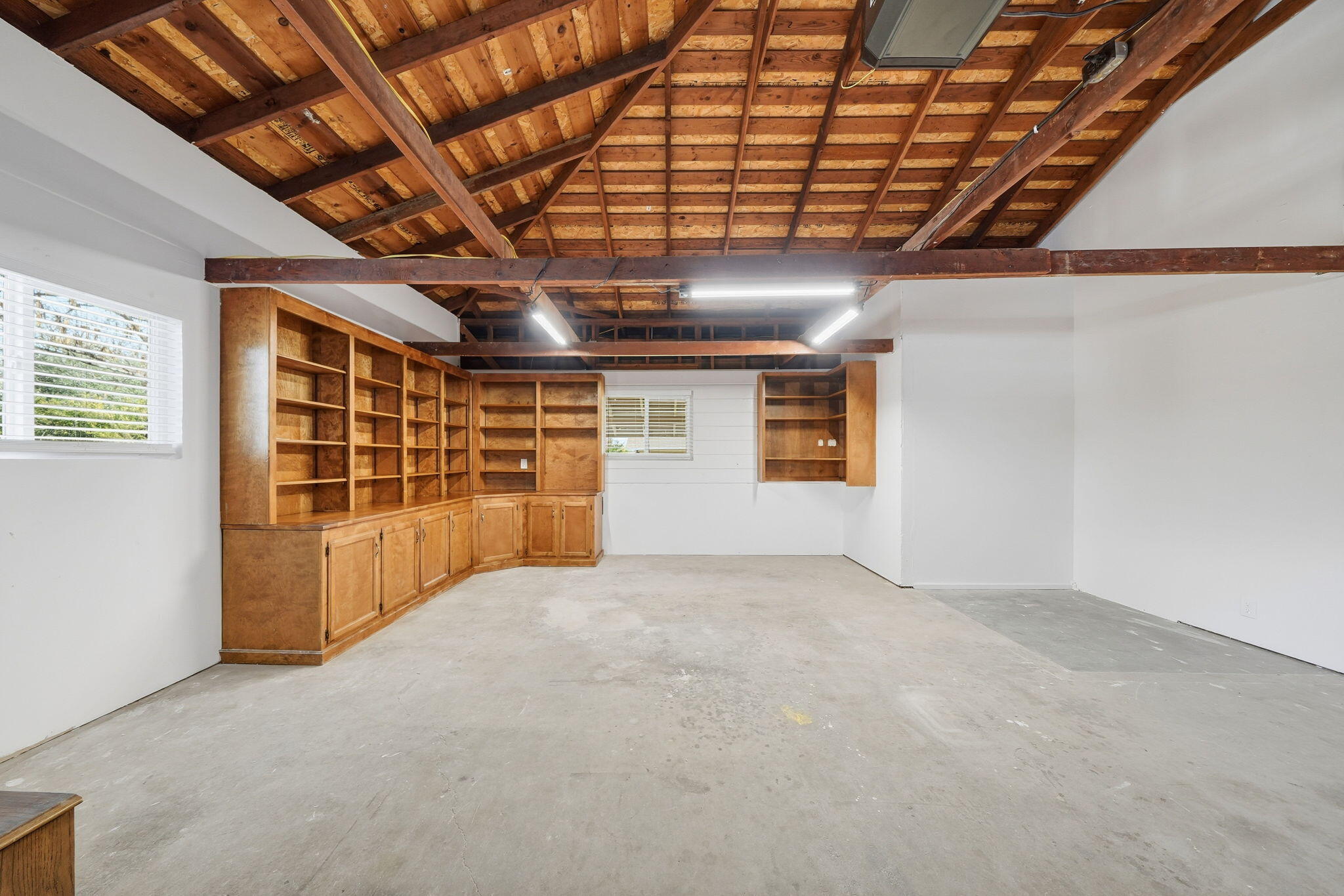 3911 Roesner Avenue Redding, CA 96002 - Photo 34 of 42 a view of an empty room with a window