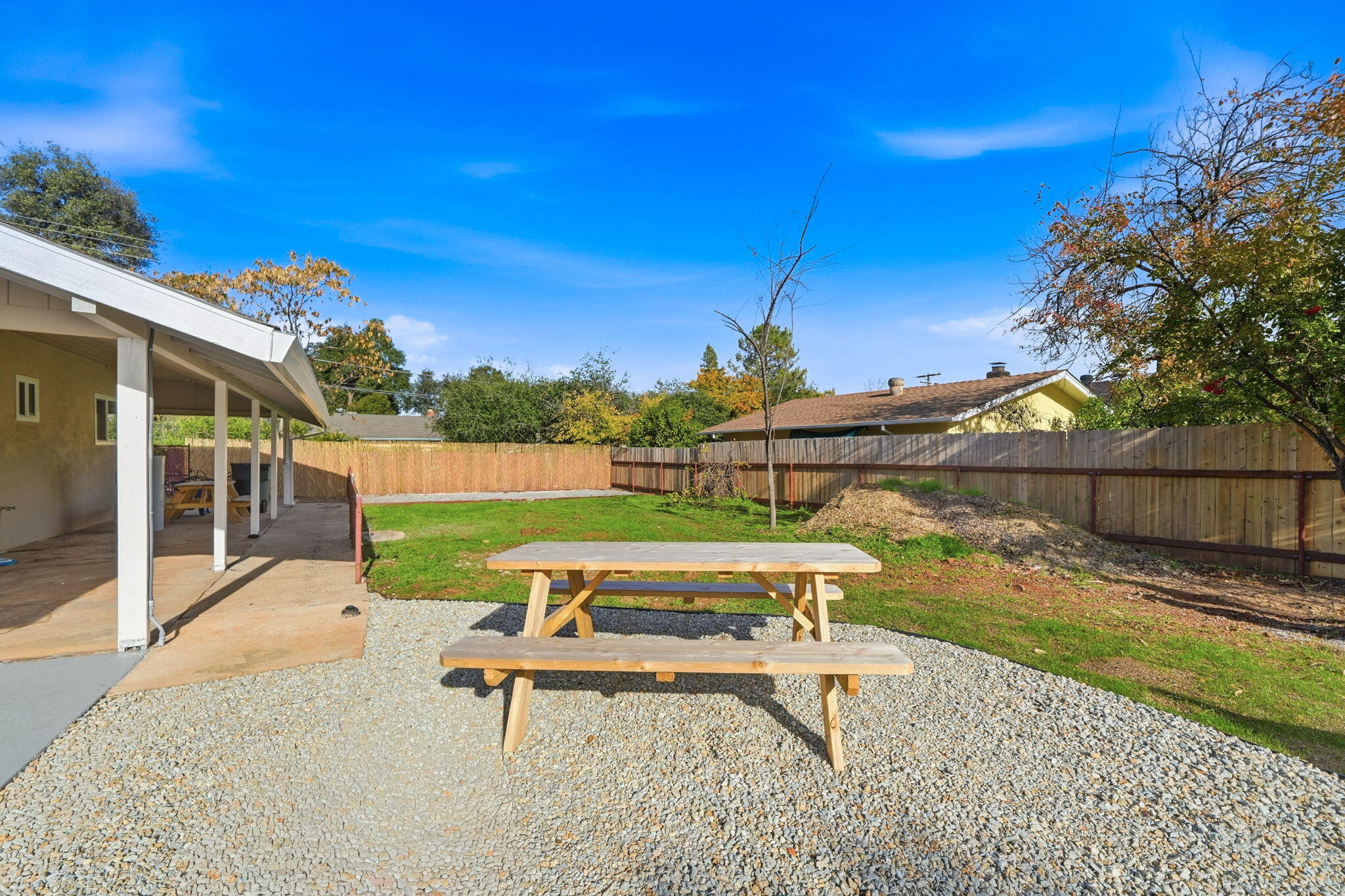 3911 Roesner Avenue Redding, CA 96002 - Photo 40 of 42